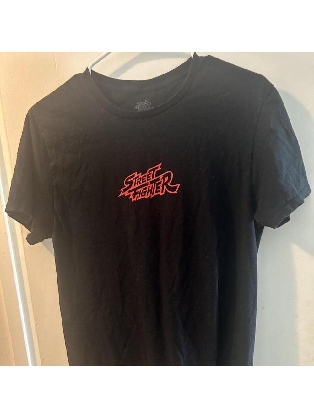 Black Street Fighter Ryu Hadouken graphic t-shirt with red logo, Size M